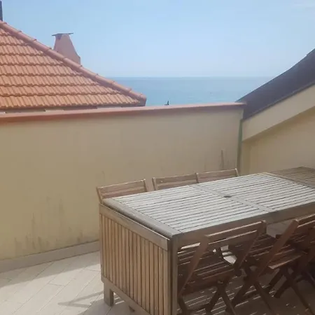 Casa Dei Pescatori Villa Alassio Exterior photo